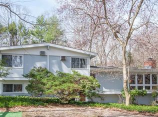 36 Sherwood Ave, Greenwich, CT 06831