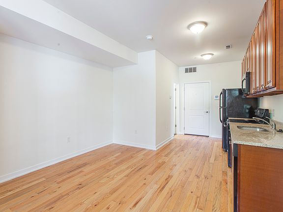 5th image of 1310 N Carlisle St APT 3F