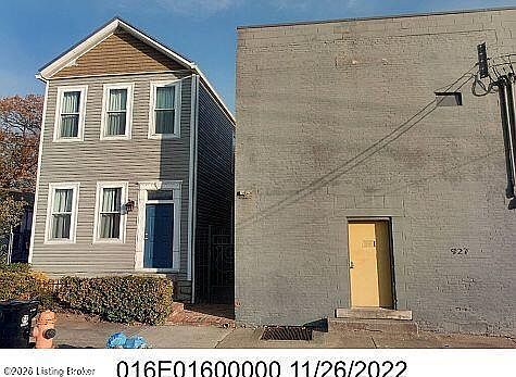 1st image of 923 & 925 E Madison St
