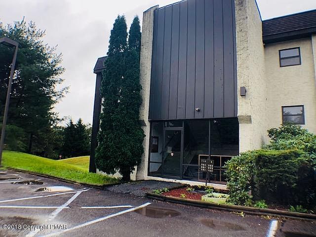1st image of 115 Foxfire Dr APT 301