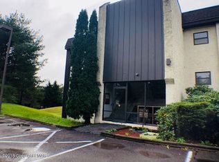 115 Foxfire Dr APT 301, Mount Pocono, PA 18344