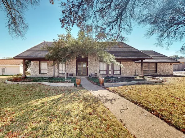 3709 Wharton Dr, Fort Worth, TX 76133