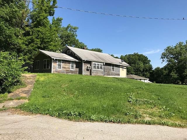 1st image of 335 Cleveland Ave