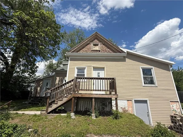 109 E Market St, Saint Joseph, MO 64505
