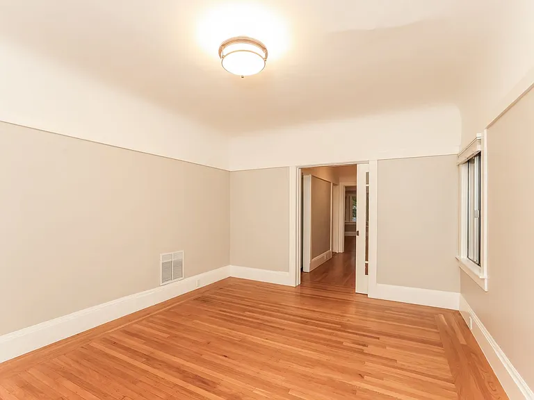 1734 Lincoln St — Photo 14