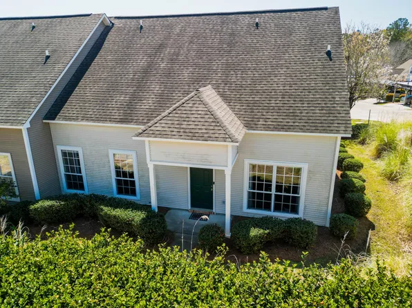 3 Gardenview Ln, Hattiesburg, MS 39402