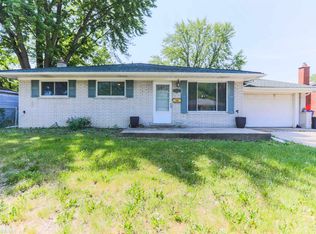 15124 Chippewa Dr, Warren, MI 48088