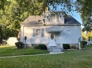 369 Richards Rd, Bay City, MI 48706