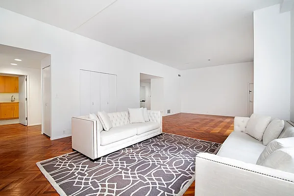 Rented by Manhattan Boutique Real Estate | media 5