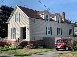 27 Hemenway Rd, Swampscott, MA 01907