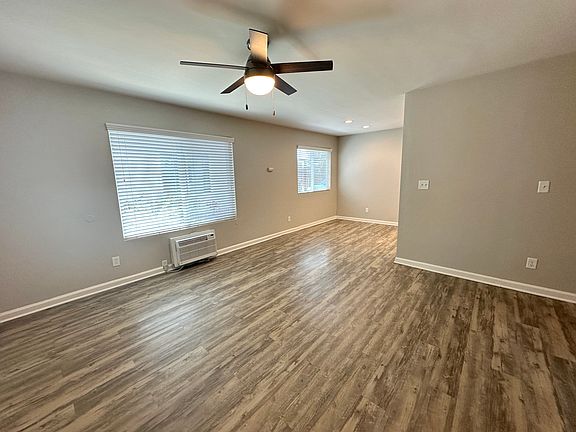 2nd image of 4828 W Mountain View Dr #5