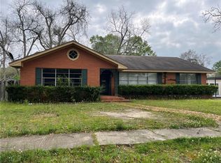 106 N 12th St, Oakdale, LA 71463