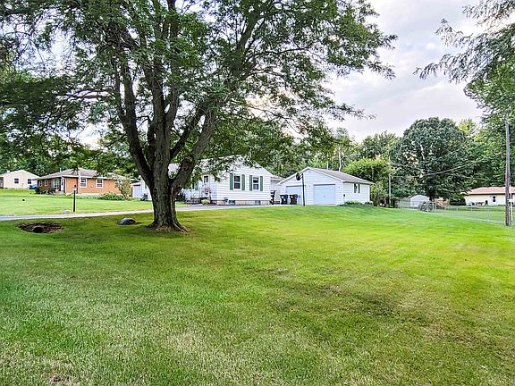 4th image of 1259 Randall Dr