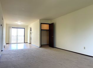 RM 2367 Chalet Gardens Road - 4, Madison, WI 53711