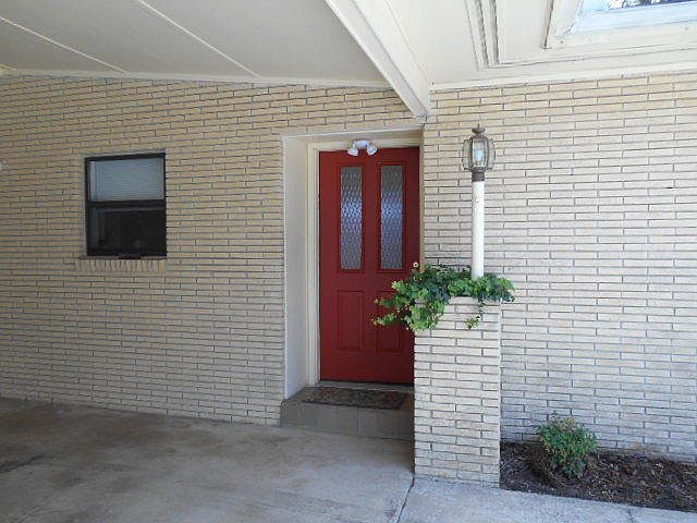 1st image of 574 Pocahontas Dr