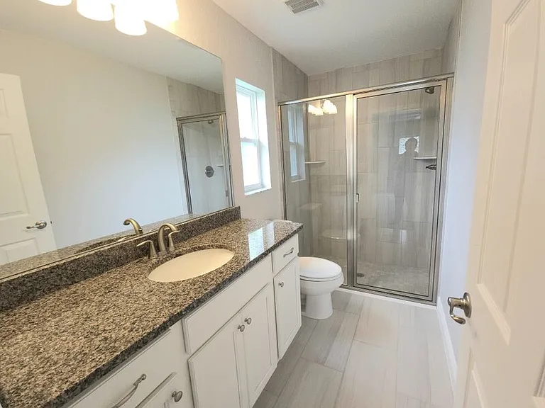 16318 SW 17th Ave — Photo 8