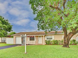 22766 SW 65th Ter, Boca Raton, FL 33428