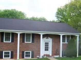 118 Young Dr, Candler, NC 28715