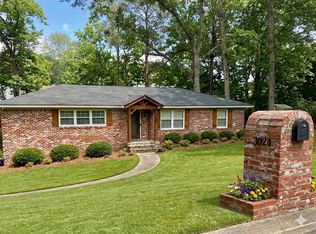3024 Whispering Pines Cir, Birmingham, AL 35226