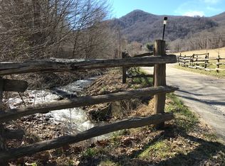 221 Garrett Cove Rd, Leicester, NC 28748