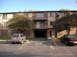 522 E Bailey Rd APT 201, Naperville, IL 60565