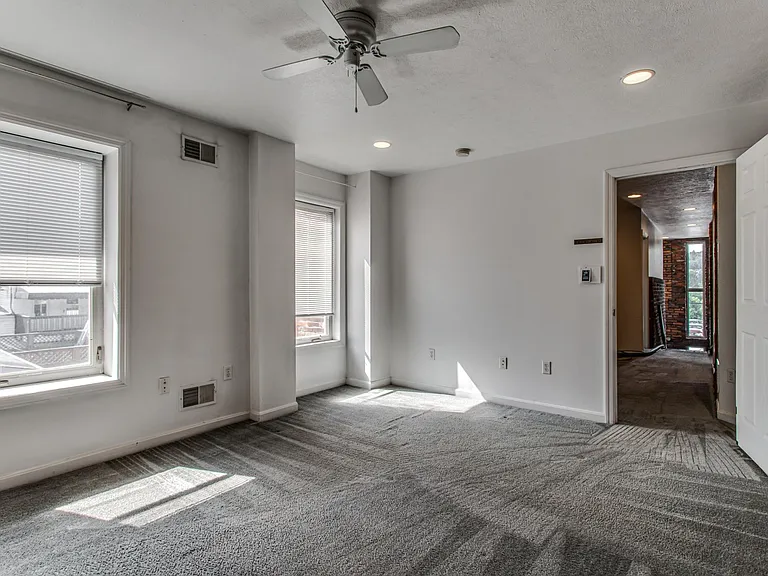 2128 Merriman Way — Photo 20