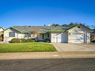 2215 Dartmouth Dr, Redding, CA 96001