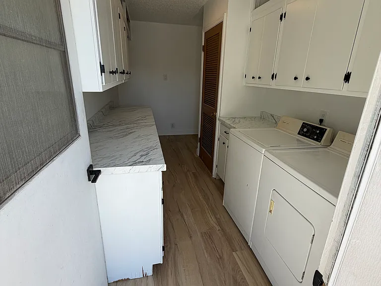 4128 Perth Dr — Photo 17