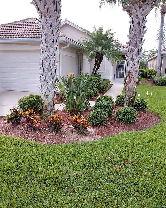 1st image of 8248 Woodridge Pointe Dr