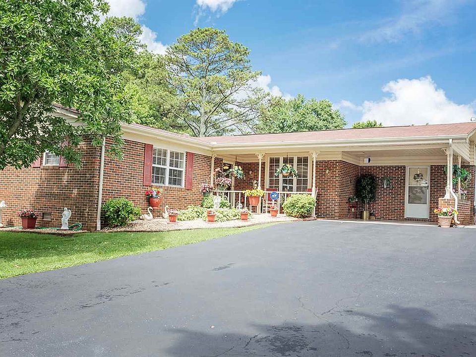 1st image of 362 Belleview Dr SE