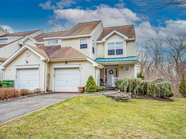12 Princess Tree Court #12, Port Jefferson, NY 11777
