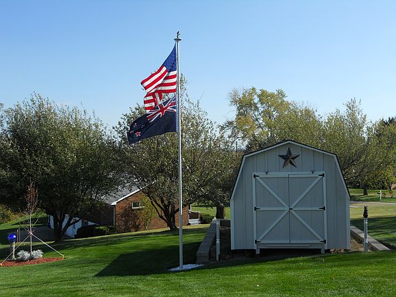 3rd image of 320 Grail Hill Ct