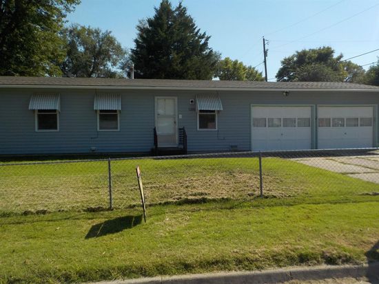 1201 W 21st St Junction City Ks 66441 Zillow