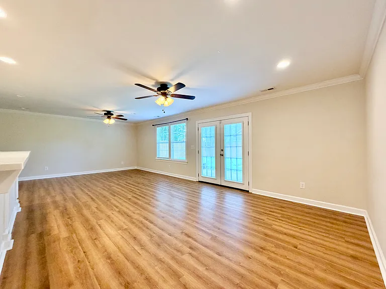 488 Cronin Rd — Photo 16