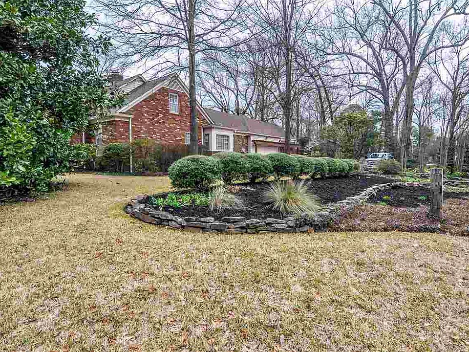 2nd image of 5954 Brierhedge Ave
