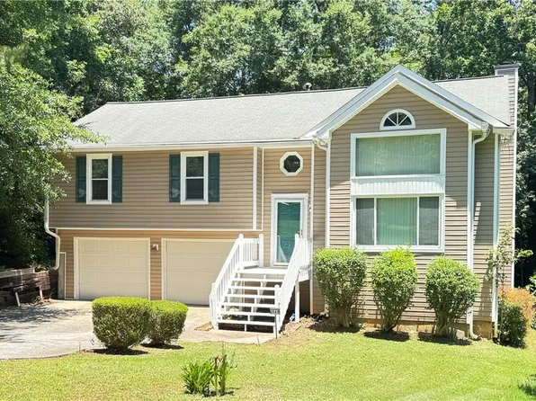 6848 Fielder Ct, Rex, GA 30273