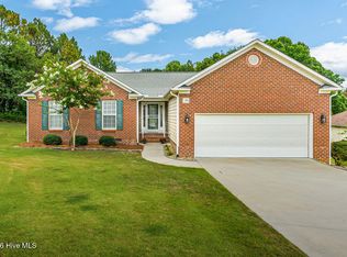 180 Presnell Ct, Whispering Pines, NC 28327