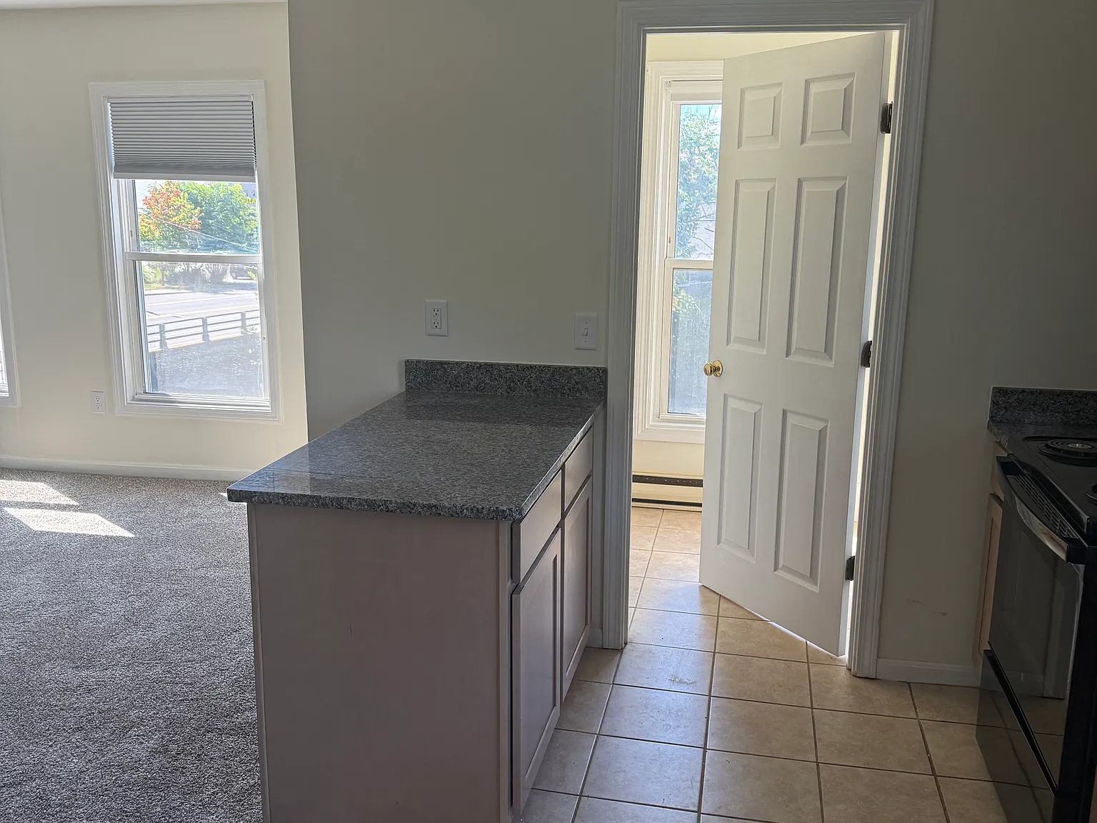 2 bed, $1,800 — Photo 4