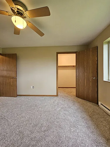 112 Lakewood Ter #4 Photo 1