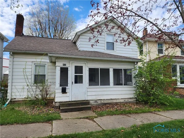 422 N Sandusky Ave, Upper Sandusky, OH 43351