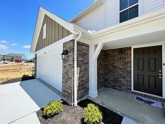 2nd image of 7876 Ellington Ct