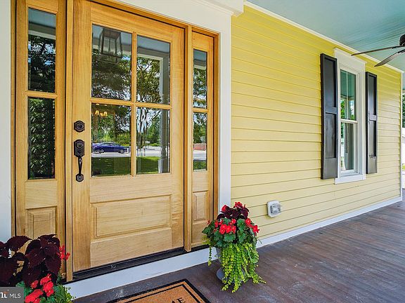 5th image of 641 Goldsborough St