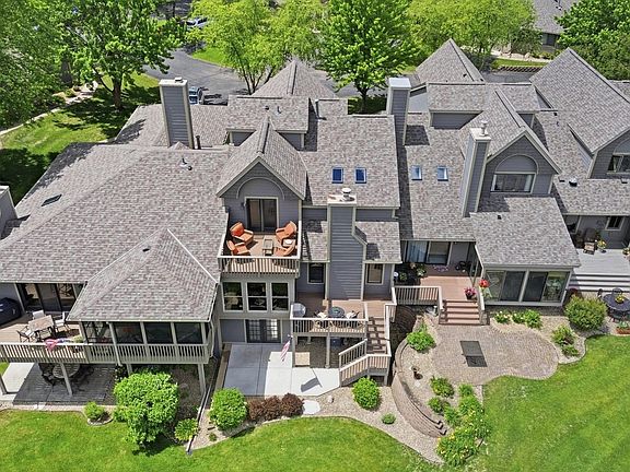 3rd image of 18118 Judicial Way N