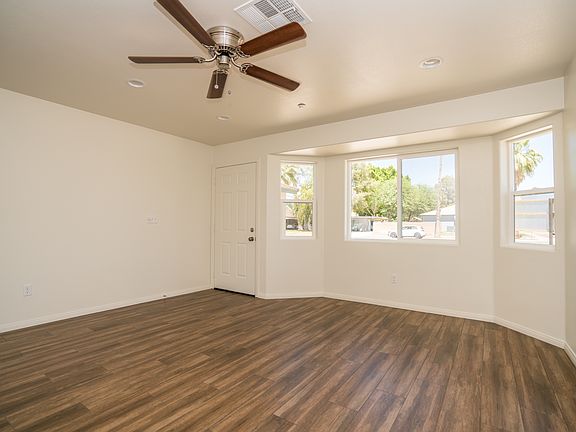 3rd image of 805 Orange Ave