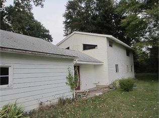 51190 Maplewood Dr, Elkhart, IN 46514