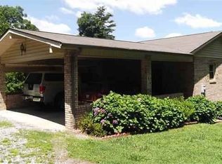 1916 Muddy Creek Rd, Dandridge, TN 37725