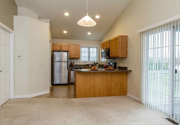 4th image of 6388 Winding Creek Way