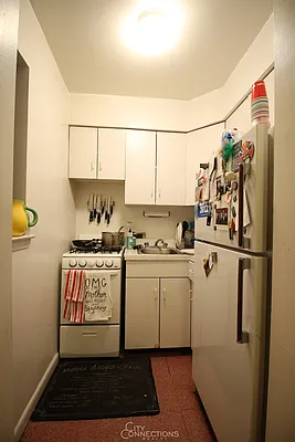 Rented by City Connections Realty | media 14