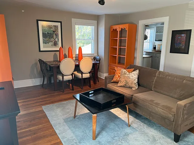 1 bed, 550 sqft, $1,200 — Photo 3