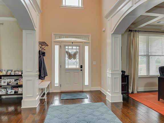 5th image of 144 Sporthorse Ln